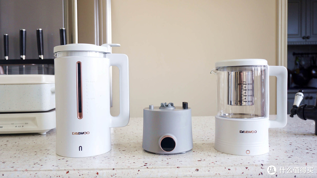 还在把破壁机当豆浆机？小巧破壁机的美食技巧